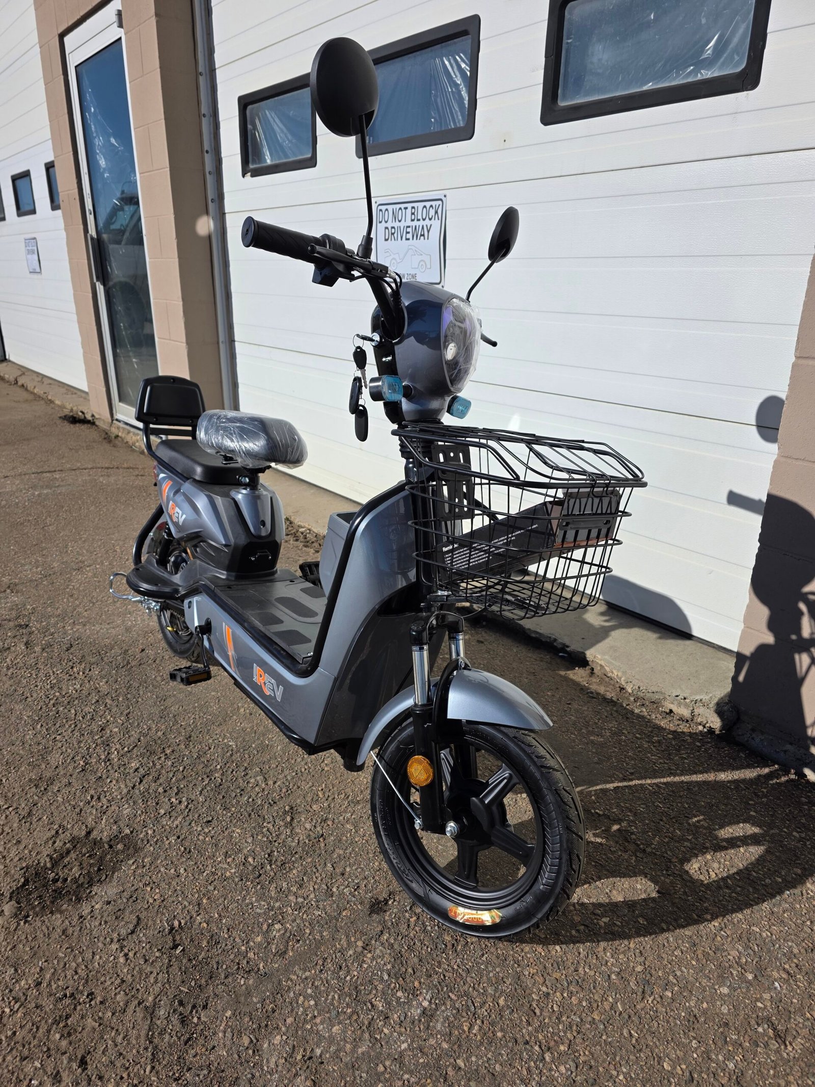 2026 I-Rev Moped