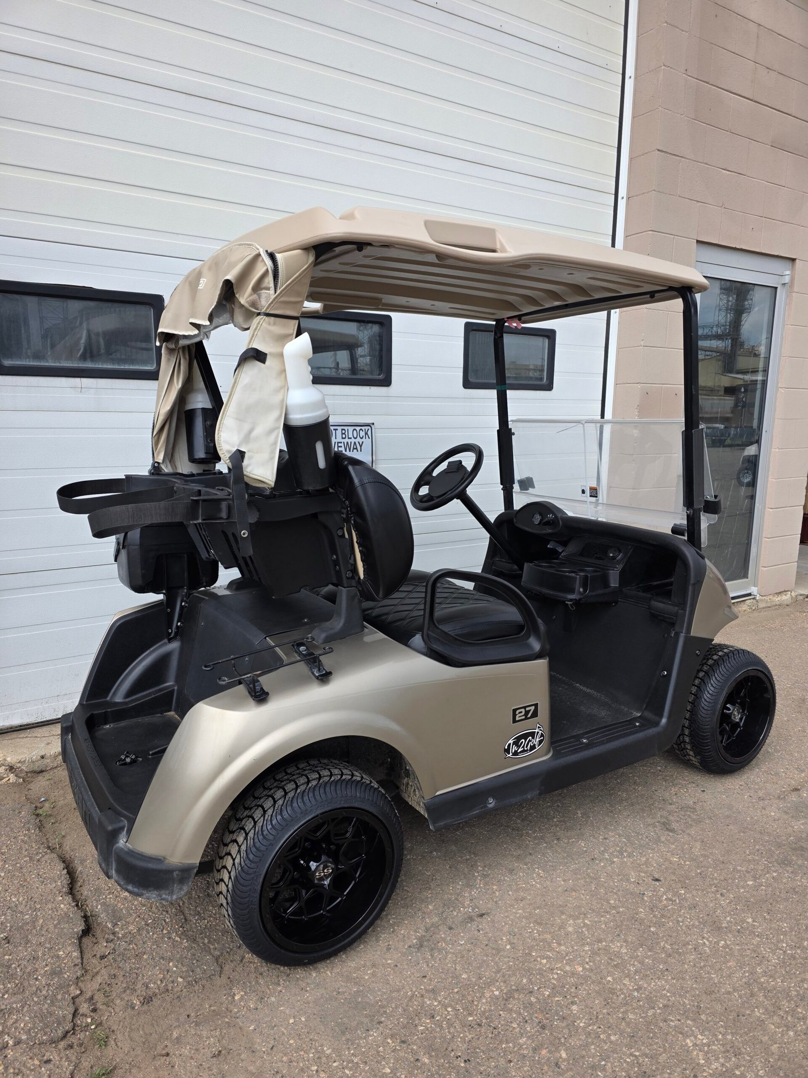 2019 EZGO RXV - Image 3