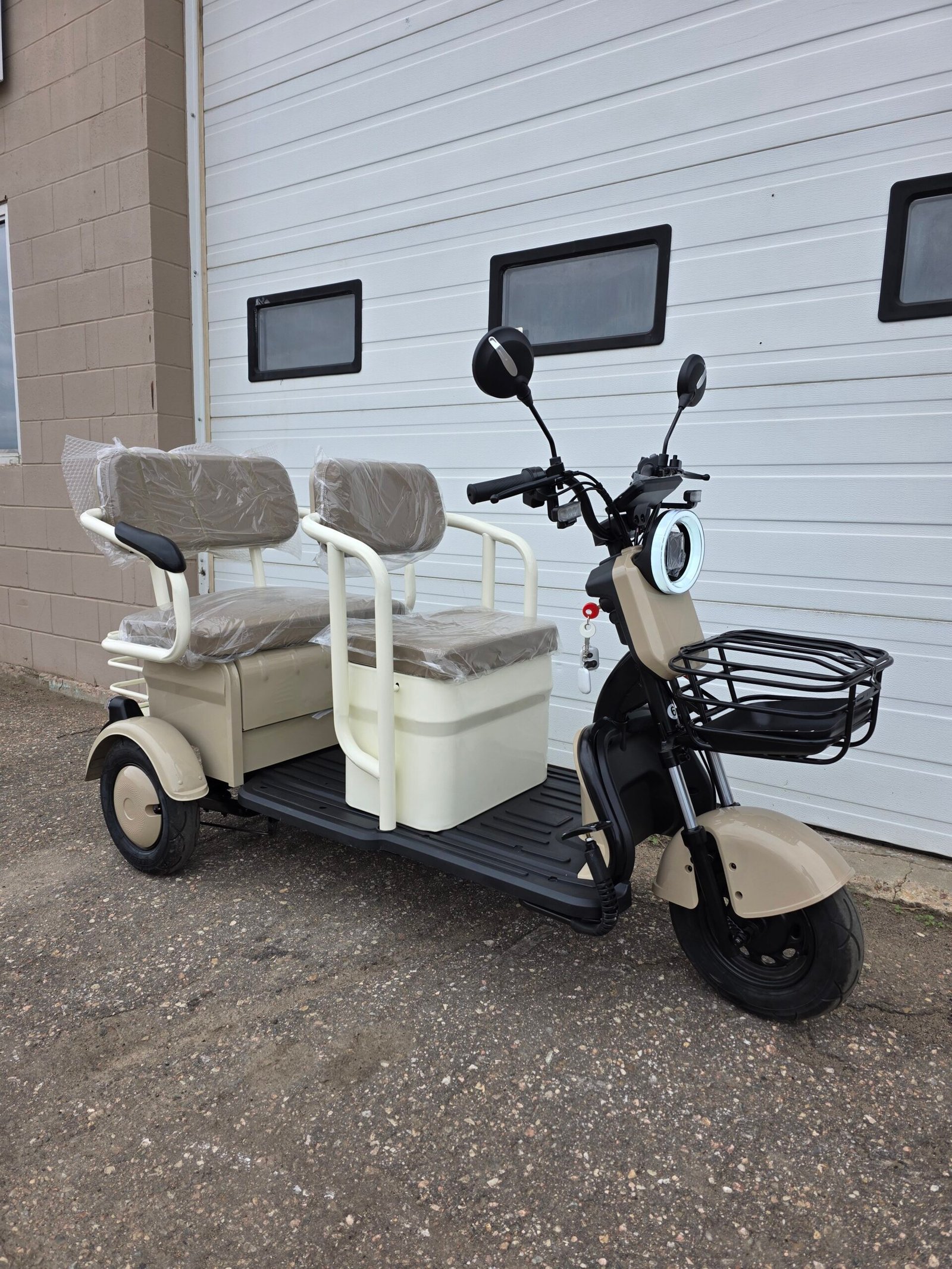 2026 I-LANCH Tuk Tuk