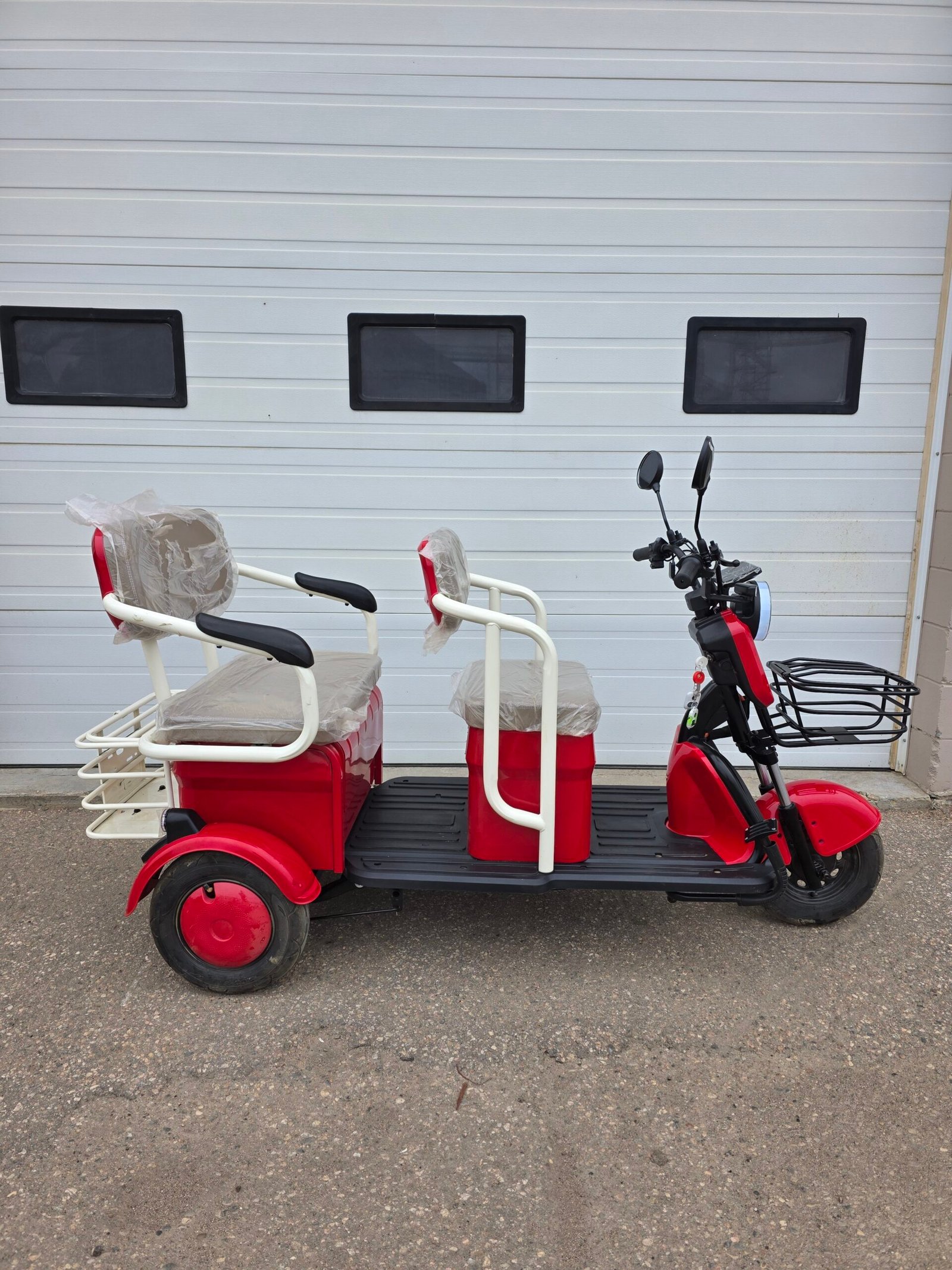 2026 I-LANCH Tuk Tuk - Image 2