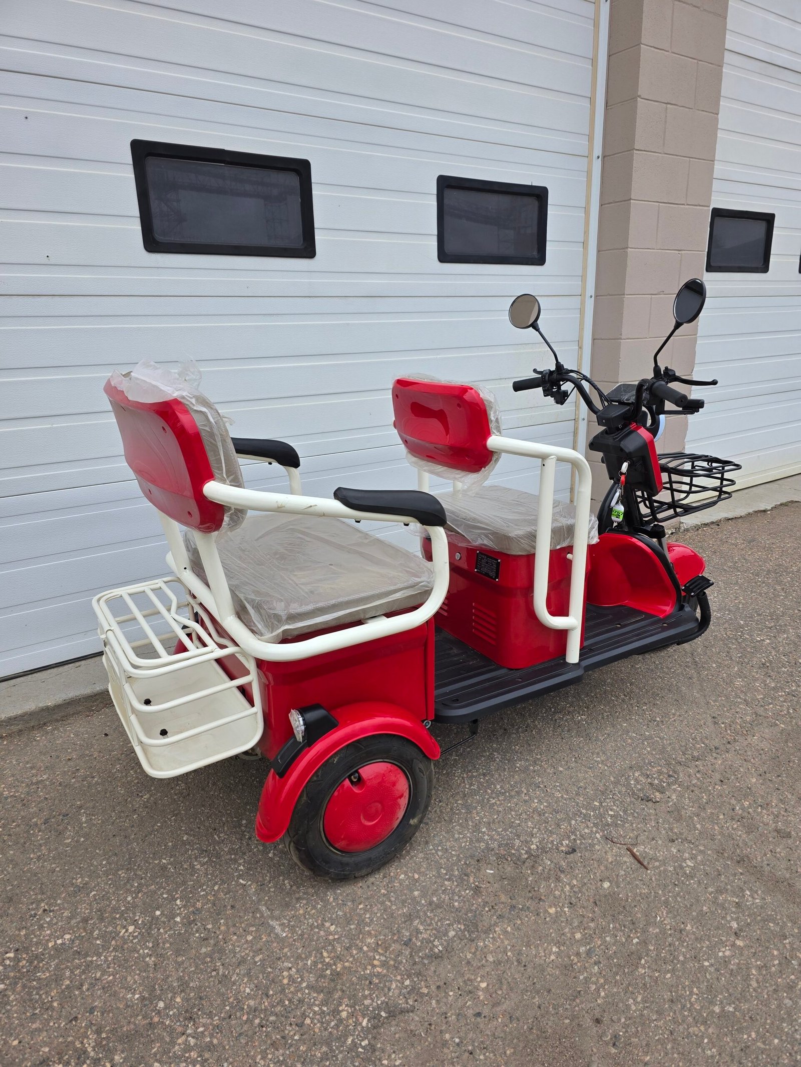 2026 I-LANCH Tuk Tuk - Image 3