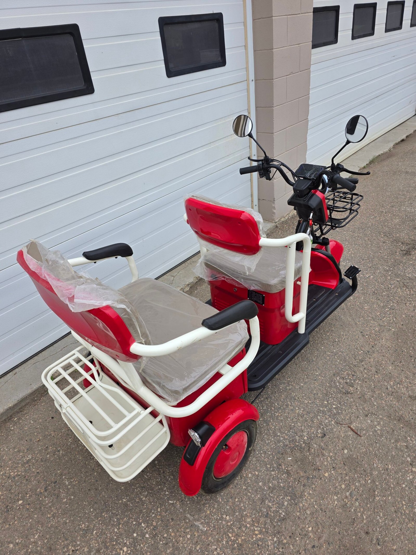 2026 I-LANCH Tuk Tuk - Image 4